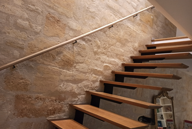 Création d'escalier en bois dans maison de Bordeaux en Gironde